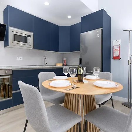 Home2book In With Pool Terrace דירה קורלחו