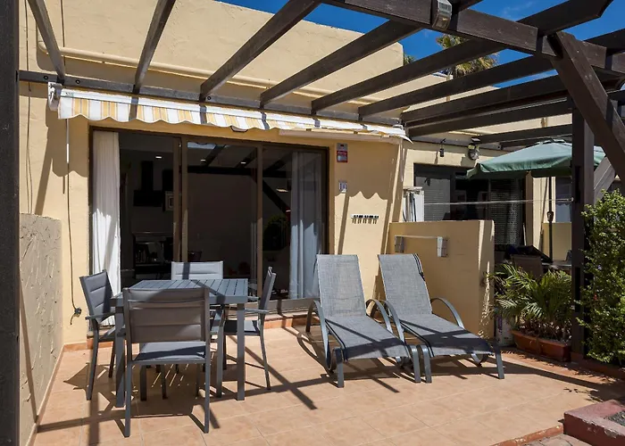 Διαμέρισμα Home2book In With Pool Terrace *